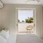 Ai Helis House